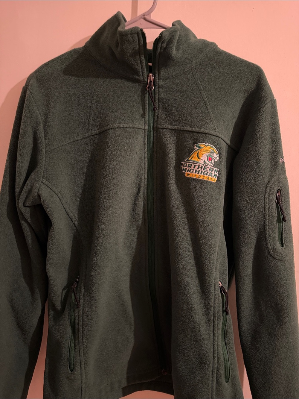 Columbia NMU Green Full-Zip Fleece Jacket with Northern Michigan Wildcats patch